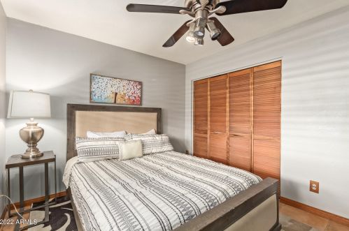 5230 Winchcomb Dr, Scottsdale AZ  85254-2936 exterior