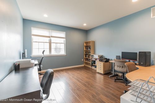 139 Princeton Oval, East Freehold NJ  07728-5338 exterior