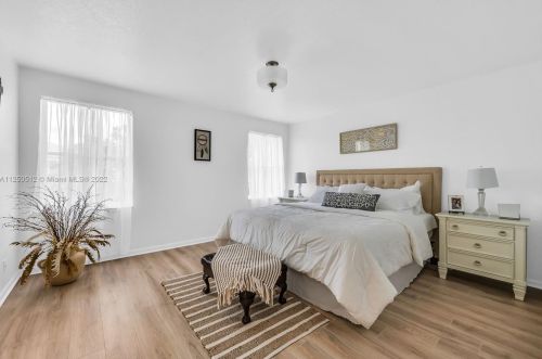 15042 20th St, Hollywood FL  33027-4363 exterior