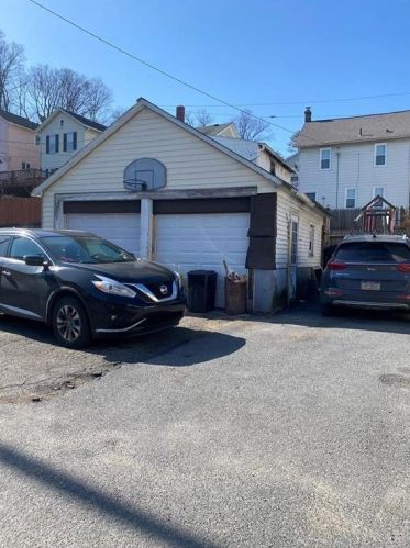 324 Broadway, Bangor PA  18013-2530 exterior