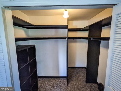 619 Davis Rd, Cheltenham PA  19012-1636 exterior