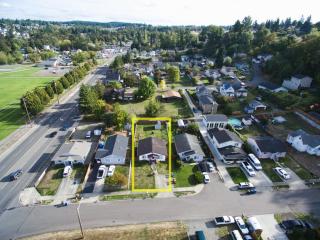 1444 35th St, Tacoma, WA 98404-3914