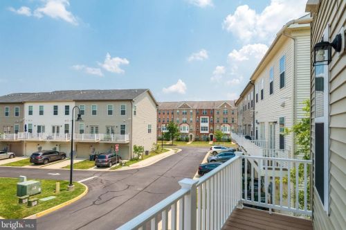 15399 Rosemont Manor Dr, Haymarket VA  20169-6271 exterior