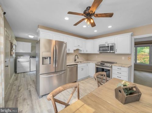 12509 Hawkins Ln, Spotsylvania VA  22551-8215 exterior