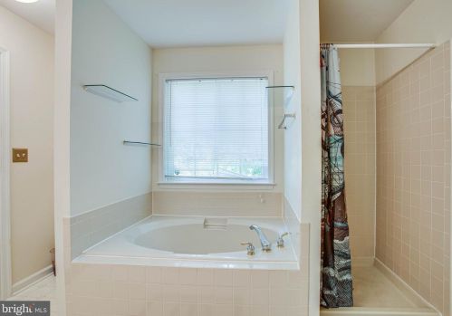 10507 Westfield Ln, Spotsylvania VA  22553-1862 exterior