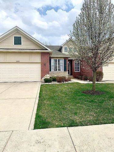 8839 Forest Glen Ct, Dyer, IN 46373-8414