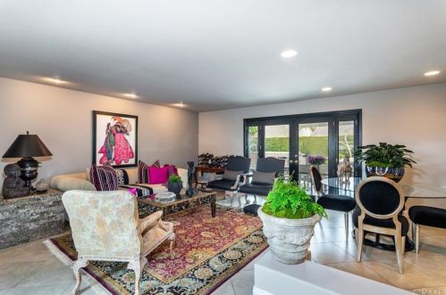 3571 Julian Ave, Long Beach CA  90808-3111 exterior