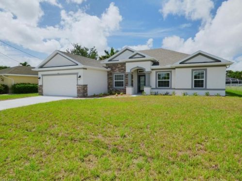 1318 13th Ter, Cape Coral, FL 33909-0015