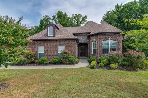 102 Beacon Light Cv, Hendersonville, TN 37075-4894