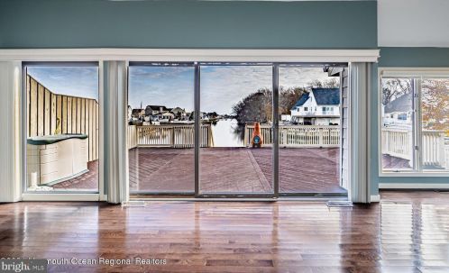 74 Moorage Ave, Berkeley Township NJ 08721-1836 exterior