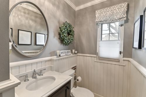 2403 91, Milwaukee WI 53226-1832 exterior