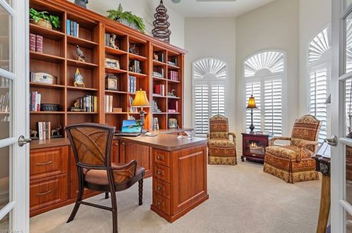 5100 Post Oak Ln, Naples FL  34105-4526 exterior