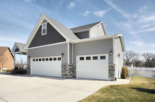 543 Orchard View Ct, Valpo, IN 46385-7031