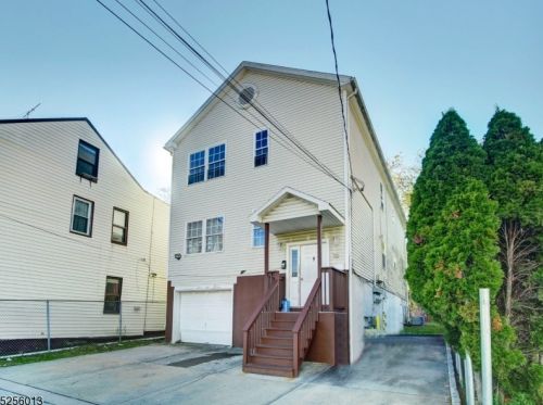 70 Chadwick St, Paterson, NJ 07503-3114