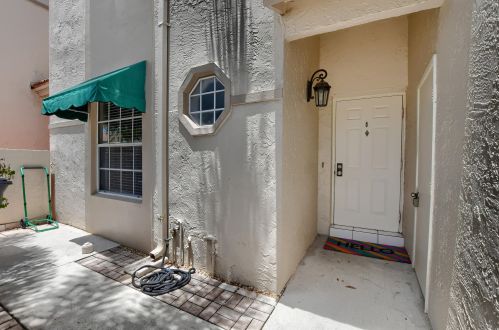 6563 Via Regina, Boca Raton, FL 33433-3912