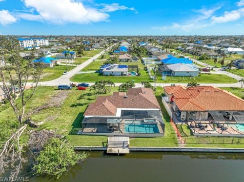 3834 19th Pl, Cape Coral, FL 33914-5552