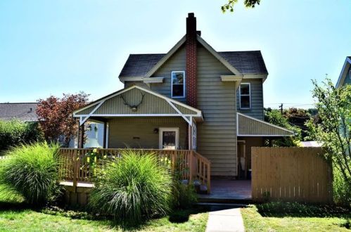 541 Main St, Rockwood, PA 15557-1026