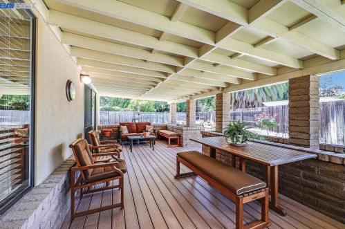 3673 Shenandoah Ct, Pleasanton, CA 94588-5220