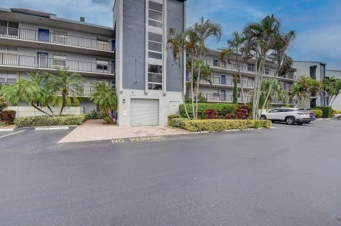14723 Cumberland Dr, Delray Beach, FL 33446-1310