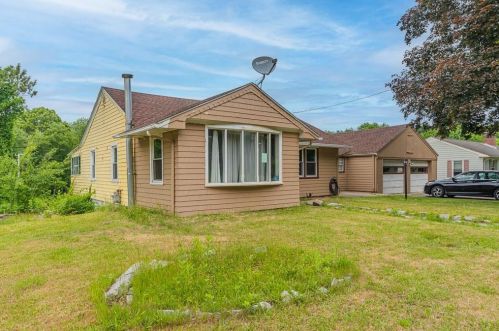 631 Greenville Ave, Providence, RI 02919-1302