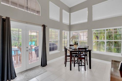 1235 Glencrest, Lake Mary FL  32746-5025 exterior