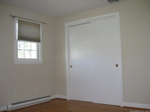 109 Moore Hill Dr, Southington CT  06489-2929 exterior