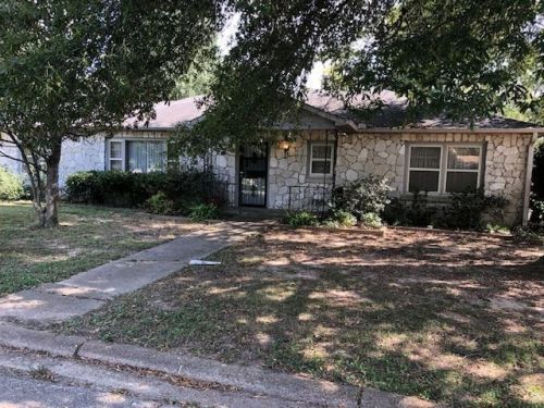 1304 Walnut St, Jonesboro, AR 72401-3863