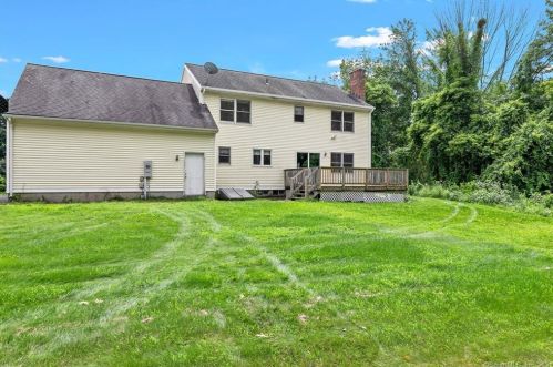 54 Jacobson Farm Rd, East Hampton CT  06424-1659 exterior