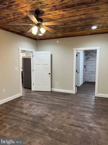 594 Baynesville Rd, Montross VA  22520-2325 exterior