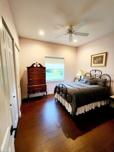 2209 Vardin Pl, Naples FL  34120-0511 exterior
