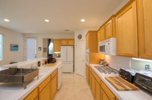 437 Creekside Dr, Grayson CA  95363-8834 exterior