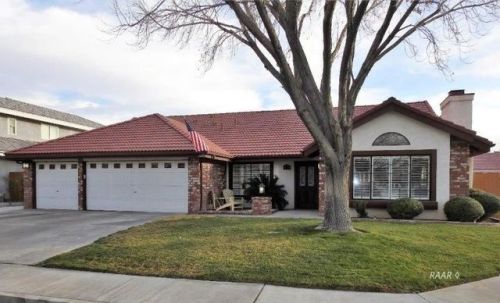 335 Pilgrim Cir, Ridgecrest, CA 93555-5508