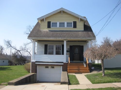 14 Landgraf Ave, Bridgeville, PA 15017-2806