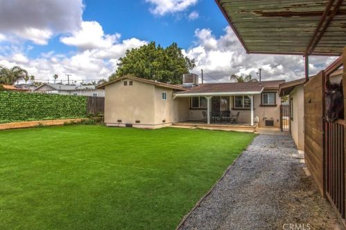 6872 36th St, Riverside CA  92509-1307 exterior