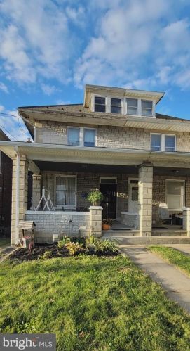 737 Broadway, Red Lion, PA 17356-1913