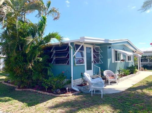 9274 Lord Rd, Bonita Springs, FL 34135-6564