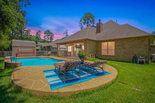 35 Fairhope Ln, Magnolia, TX 77355-2261
