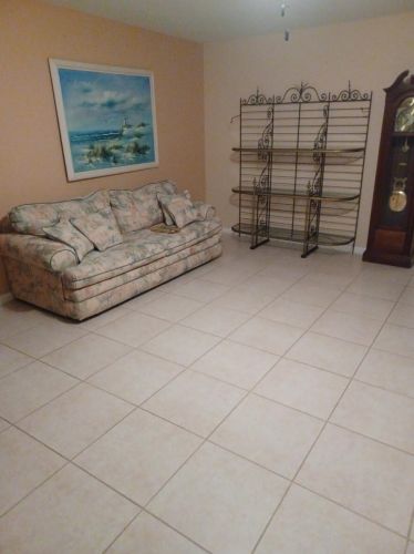 12 Cambridge A, West Palm Beach, FL 33417-1302