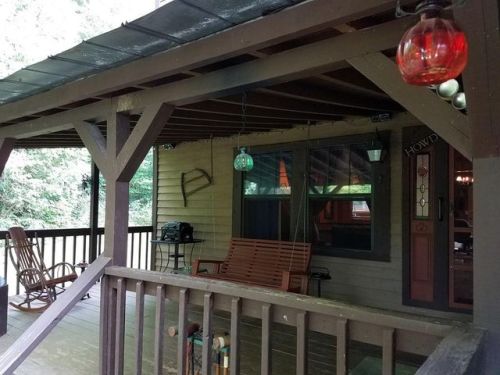 701 Little Pumpkin Valley Rd, Eidson, TN 37731-2218