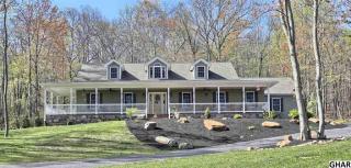 5950 Blue Mountain Trl, West Enola PA  17025-1105 exterior