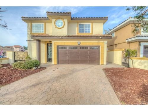8001 Rose St, Paramount CA  90723-2661 exterior