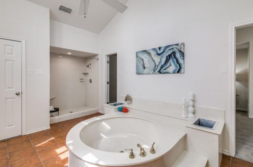 430 Country Side Ln, Richardson TX  75081-5530 exterior