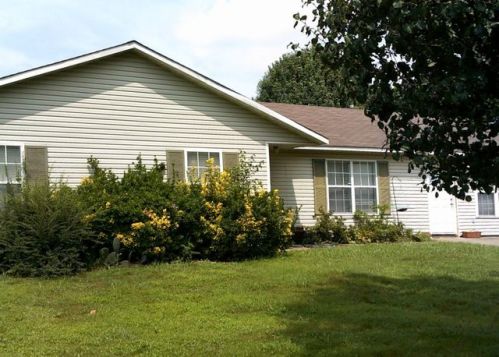 5402 Prospect Rd, Jonesboro, AR 72401-8452