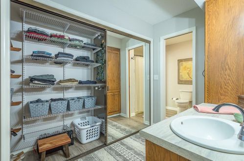 211 Bayshore Dr, Saint George Island FL  32328-3365 exterior