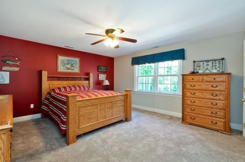 109 Peria Dr, Rocky Hill CT  06067-1741 exterior