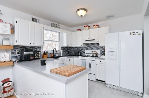 336 Briggs Ave, Lacey NJ  08731-2532 exterior