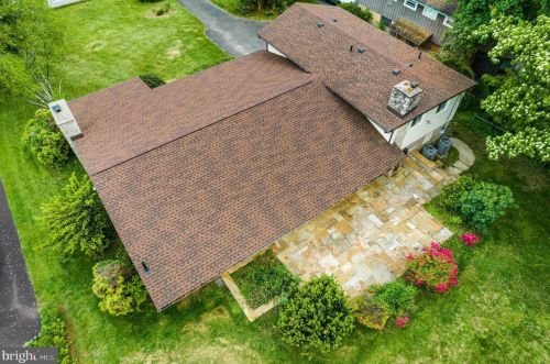 8318 Fairview Rd, Melrose Park PA  19027-2121 exterior