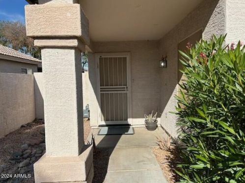 10434 Windsor Blvd, Glendale, AZ 85307-4209