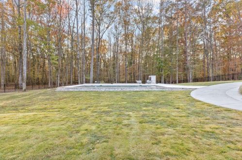 215 Diamond Pt, Fayetteville GA  30215-5149 exterior
