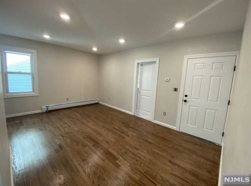 144 Montgomery St, Bloomfield NJ  07003-4917 exterior